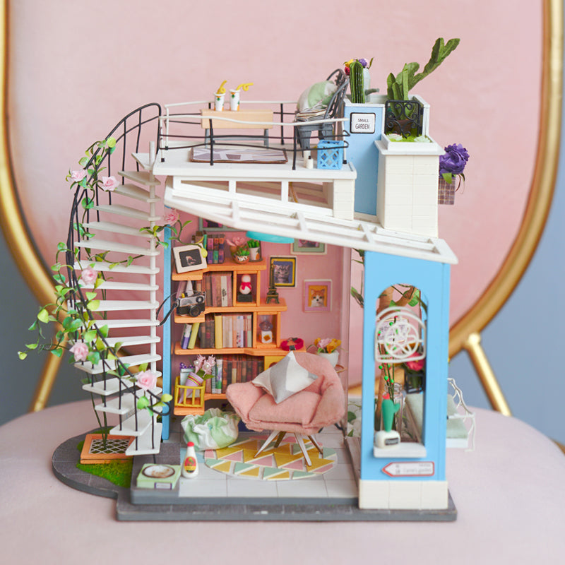 Rolife Dora’s Loft Miniature House DG12