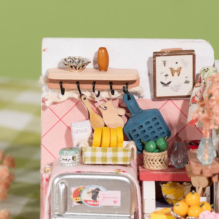 Rolife TASTE LIFE (KITCHEN) DIY Miniature House DS015