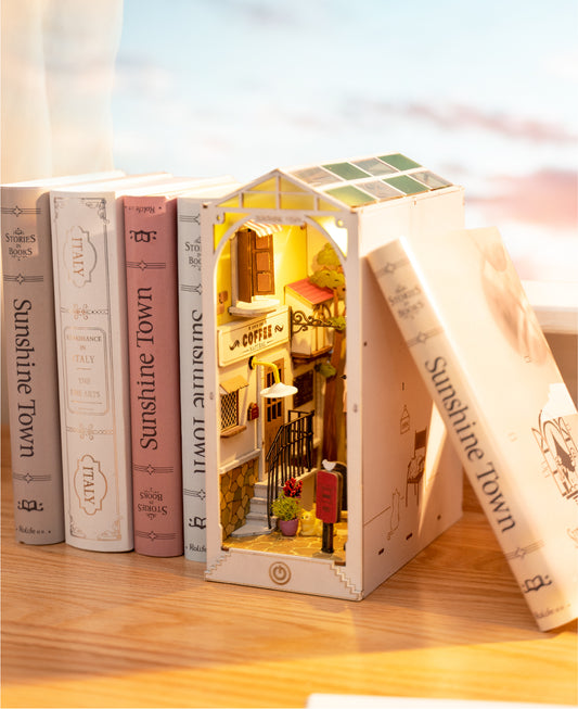 Rolife Sunshine Town Book Nook Shelf Insert TGB02