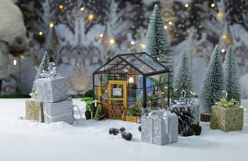 Rolife Cathy's Flower House DIY Miniature House DG104 DI miniature house kits.